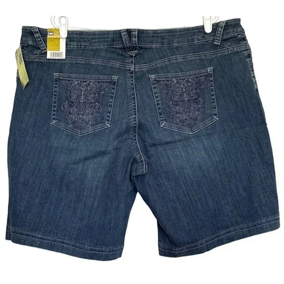 Lee Natural Fit Bermuda Short Gauntlet Womens Plus Size 24W Medium Mid Rise Blue - Picture 2 of 7